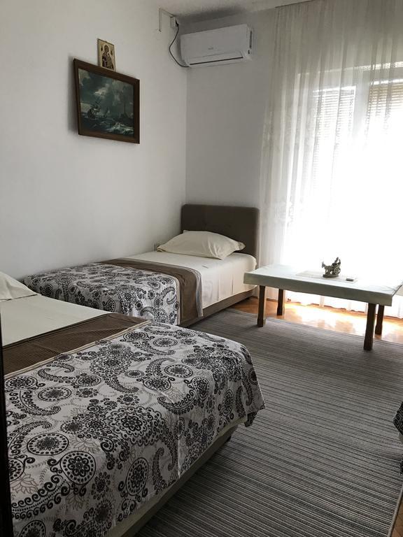 Apartments Pavicevic Tivat Kültér fotó