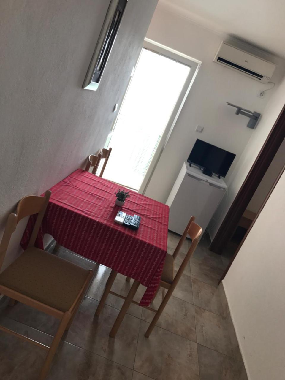 Apartments Pavicevic Tivat Kültér fotó
