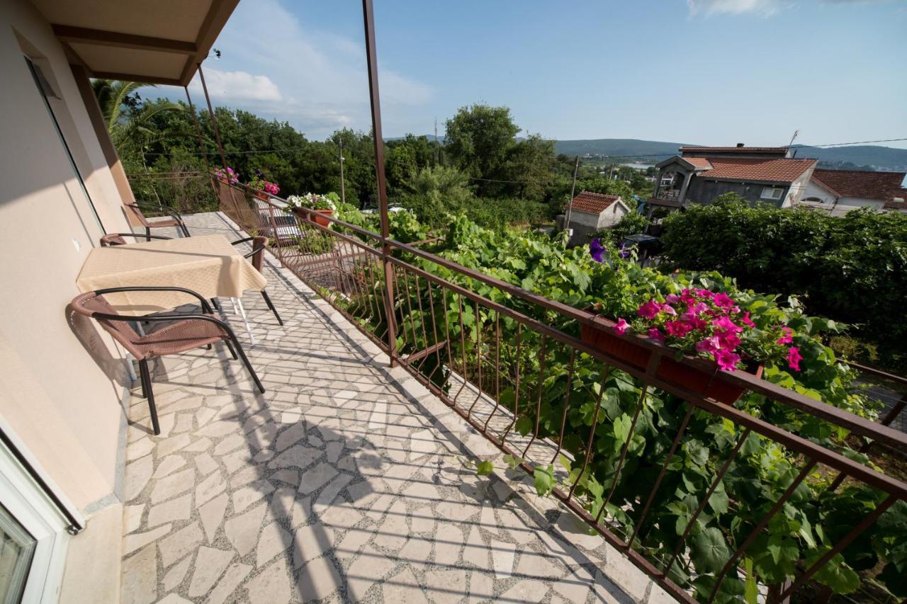 Apartments Pavicevic Tivat Szoba fotó