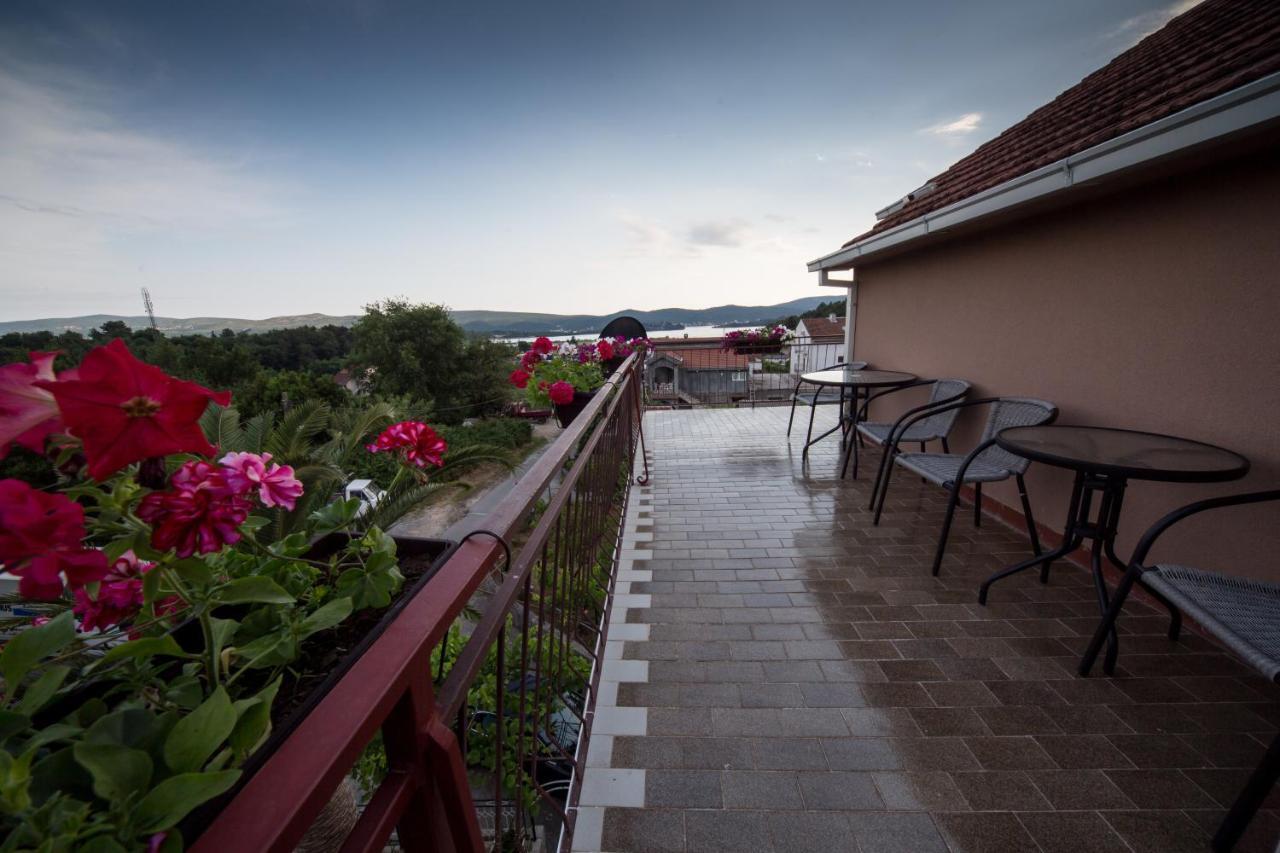 Apartments Pavicevic Tivat Szoba fotó
